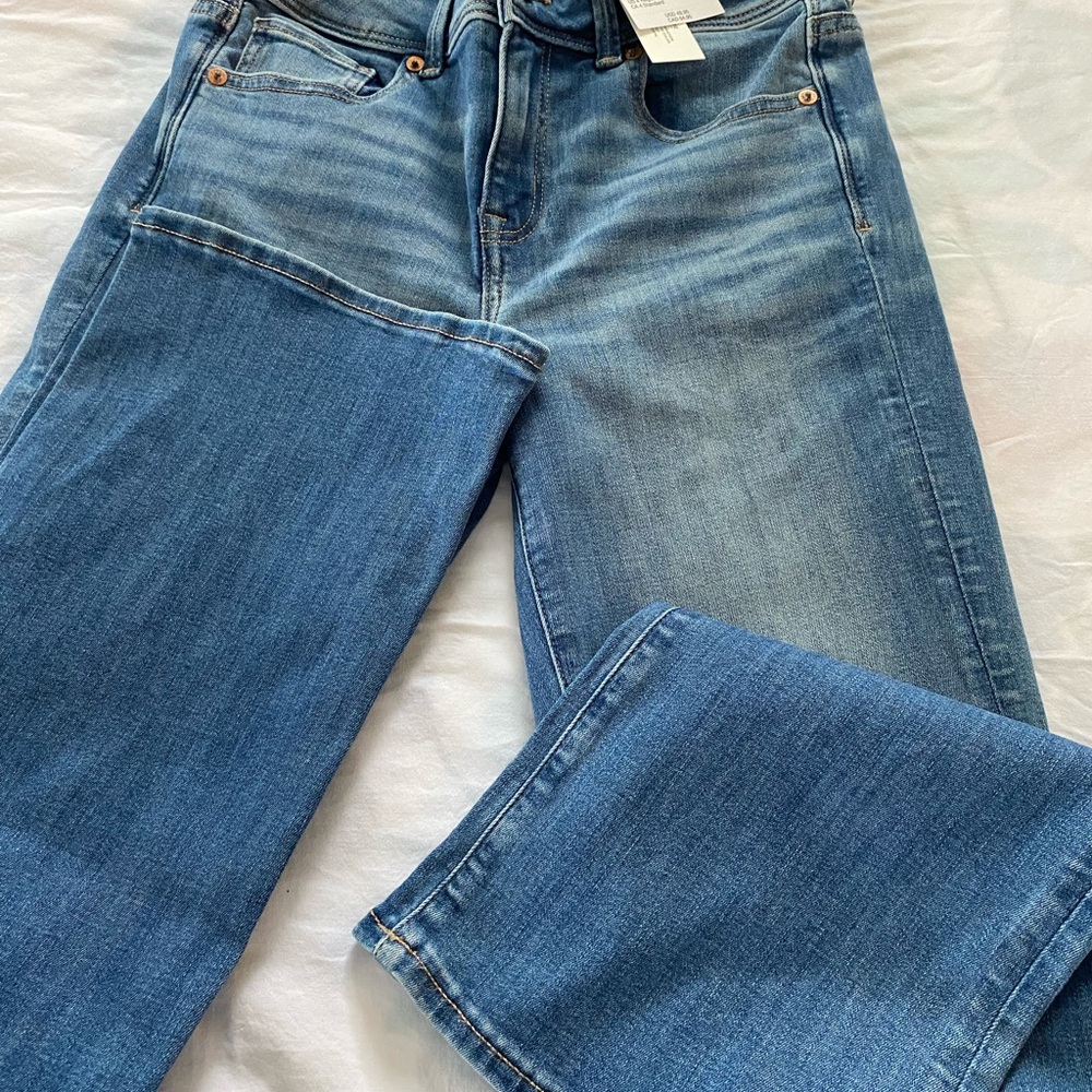 American Eagle Outfitters Light Blue kick boot Jean